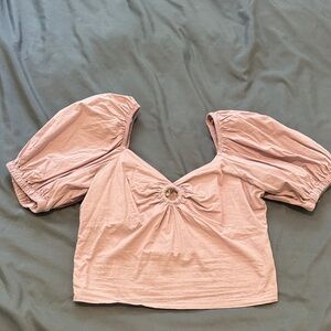 LIKE NEW Sim & Sam light purple Puff-Sleeve Crop Top with Front Ring Detail